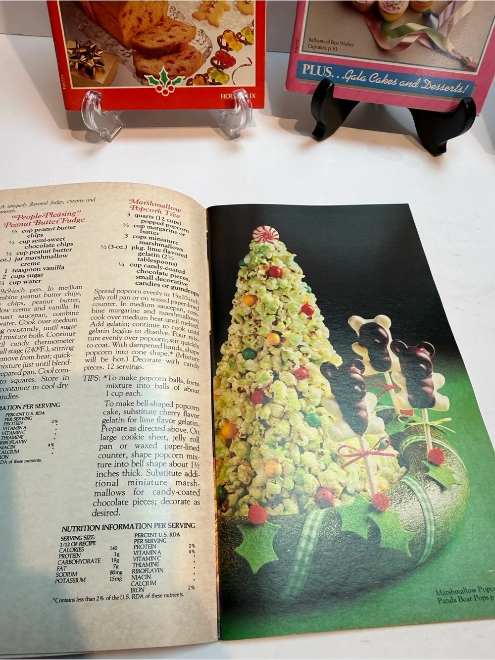 Set of 5 Vintage Pillsbury Cook Books - 1980's